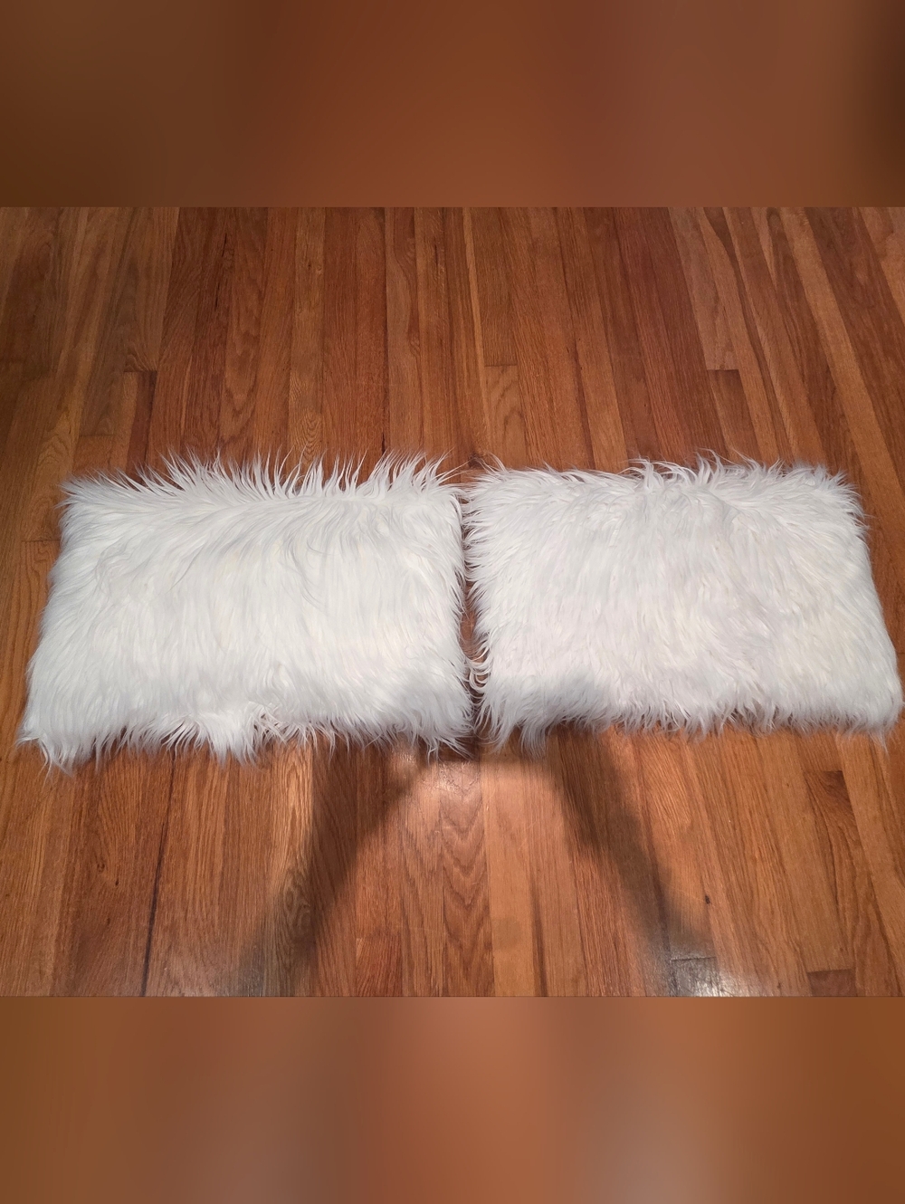 Set of 2 Fuzzy Faux Fur Mongolian Luxury Deocorative White Pillow w/Insert 20x15